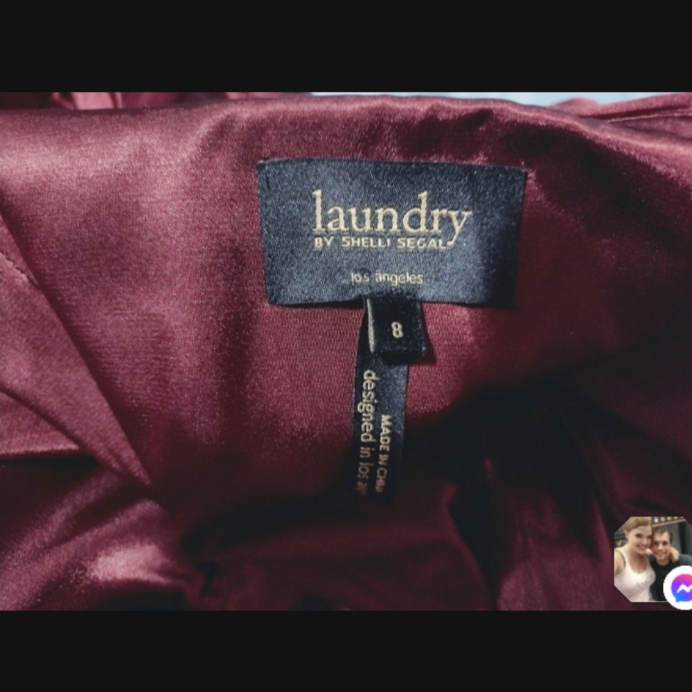 Like New Beautiful Ruby Colored Strapless Long Dr… - image 2